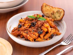 Jain Arrabiata Pasta