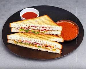 Jain Cheese Chutney Sandwich