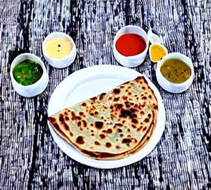 Aloo cheese paratha