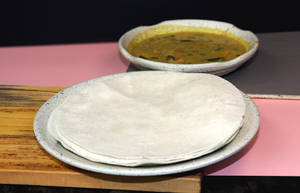 4 Nice Pathiri + Veg Kuruma