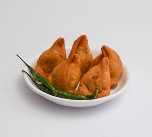 Cheese Chilly Samosa 