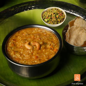 Sambar Rice 450 Ml + Veg 250 Ml + Fryums + Pickle