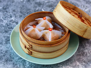 Sriracha Chicken Dumpling