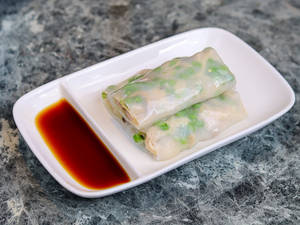Chicken And Asparagus Cheung Fun