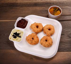 Plain vada 4 p [medu]