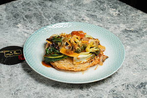 Pan Fried Soya Chilli Garlic Noodles
