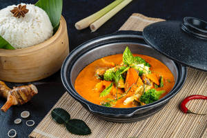 Thai Red Curry (veg)