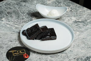 Royal China Mud Cake