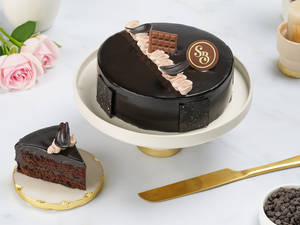 Dutch Chocolate Truffle Cake [Eggless 500 gms]