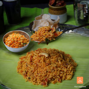 Tomato Variety Rice 450 Ml + Veg 250 Ml + Fryums + Pickle