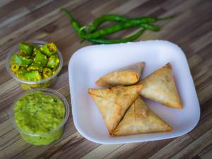 Dal Samosa