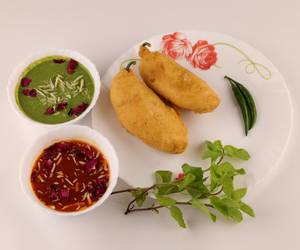 Mirchi Vada