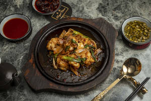 Prawns In Chilli Oil & Spring Onion
