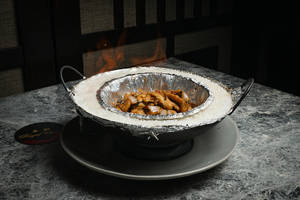 Flaming Chicken In Superior Sauce