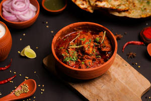 Tawa Chicken Tikka Thick Gravy [6 Pieces]