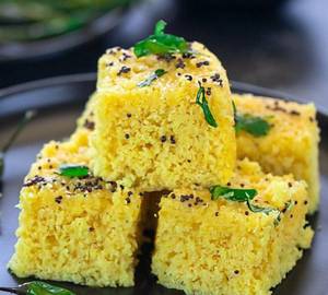 Khamman Dhokla 500Gm