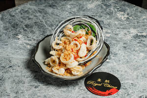 Crispy Calamari With Burnt Garlic