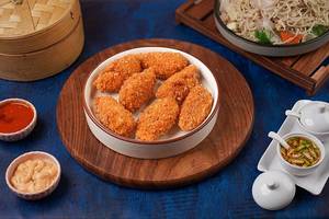 Paneer Kurkure Momos [ 6 Pcs ] [Chef's Special]