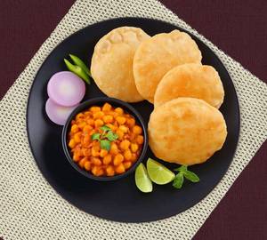 Chole Bhature [2 Bhature]