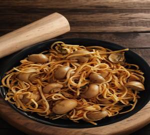 Noodles with mushroom