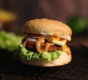 Crunchy Paneer Burger