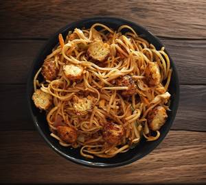 Noodles with manchurian balls