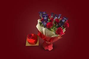 Special Red Velvet Cake [500 G] With Bouquet