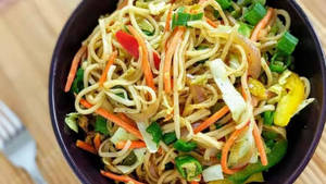 Hakka noodles