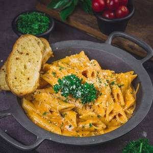 Veg Bbc Special Penne Vodkaa Pasta