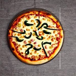 Country feast cheese dominator