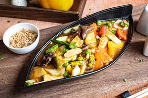 Assorted Vegetables In Hot Garlic Sauce