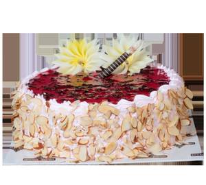 Milky Rose Petals Cake 