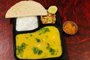 Dal Khichdi With Curd & Papad 