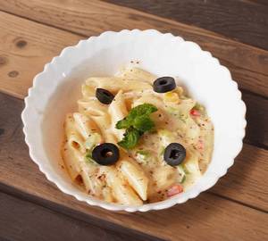 White Sause Pasta