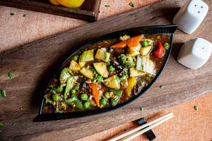 Assorted Vegetables In Manchurian Sauce