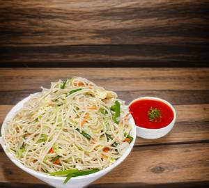 Veg Noodles (500Ml)