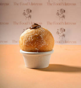 Nutella Filled Bomboloni