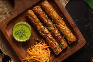 Mutton Seekh Roll (2pcs)
