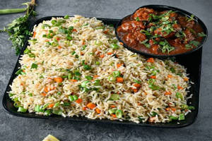 Veg Fried Rice /cauliflower Manchurian Gravy