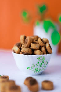 BHAKARVADI (200 Gm)
