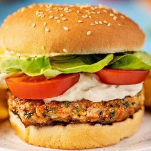 Crispy And Crunchy Burger