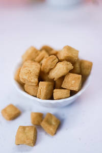 SHANKAR POLE (200 Gm)