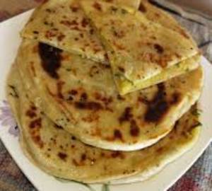 Aloo Cheese Ka Paratha