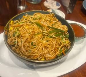 Hakka Noodle Bowl