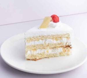 Pineapple Cake Pieces