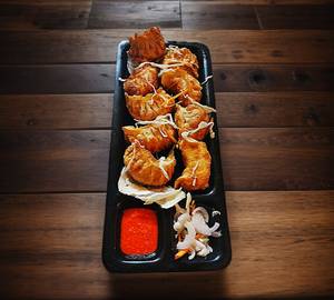 Veg Fried Momos [10 Pieces]