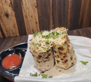 Tandoori roll with cheese