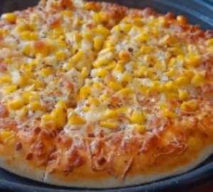 Sweet corn pizza