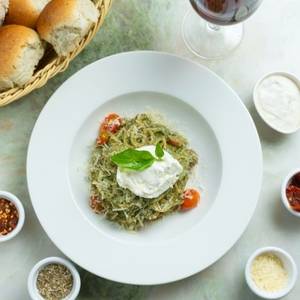 Pesto Tossed Spaghetti With Burrata Cheese