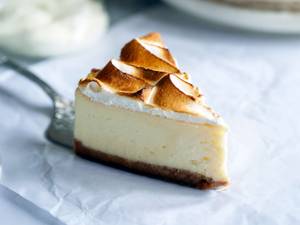 New York Style Baked Cheesecake [Slice]